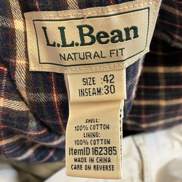 L.L. Bean Tan Chinos Versatile Cotton Blend - Picture 4 of 5